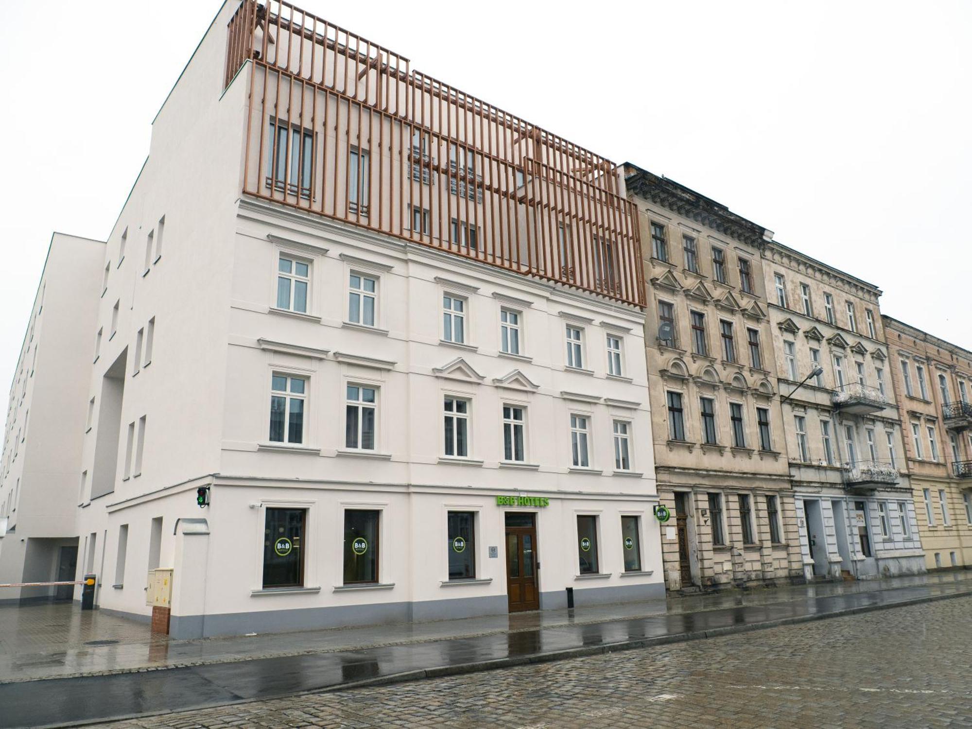 B&B Hotel Leszno Лешно Екстериор снимка